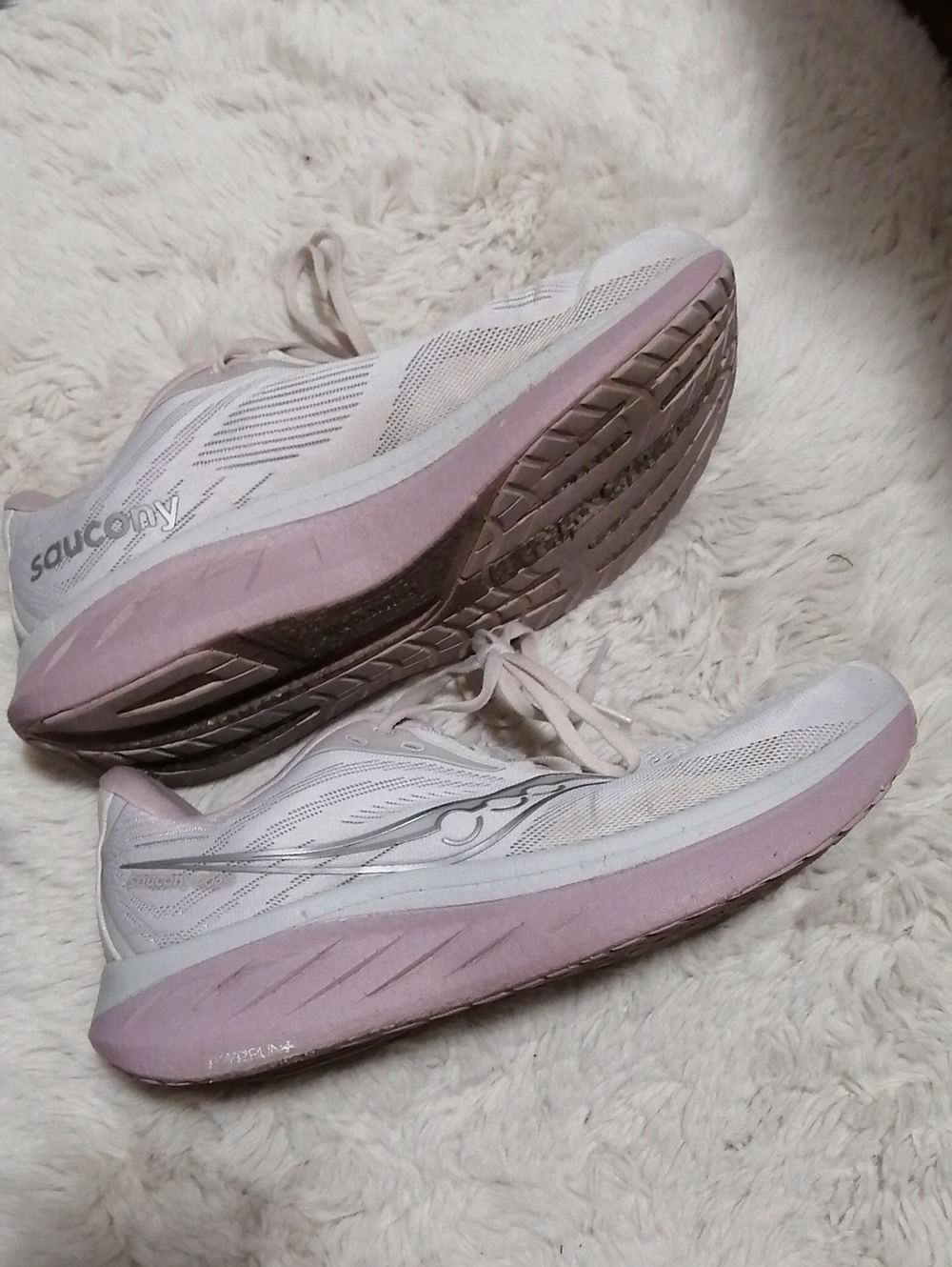 Saucony Women’s Ride 18 Size 11 Wide